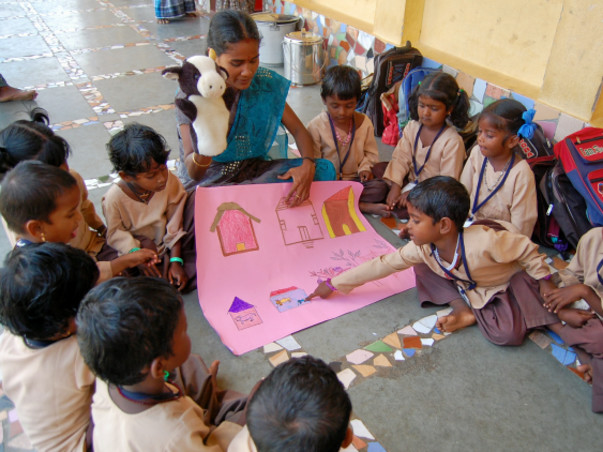 HELP US TO BUILD "ART FOR KIDS" CENTRES