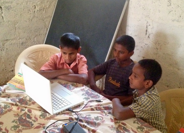 I am fundraising to teaching computer science to underprivileged children