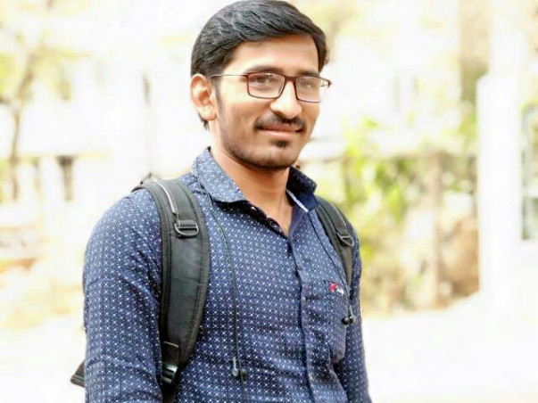 Help Akshay secure his spot in TISS