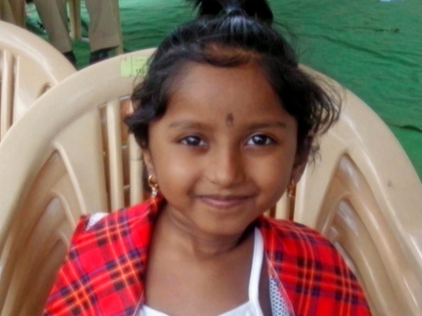 I am fundraising to girl child bone surgery