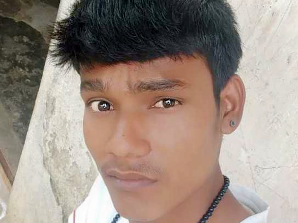 24 Years Old Mahesh Raj Singh Needs Your Help To Fight Urolithiasis