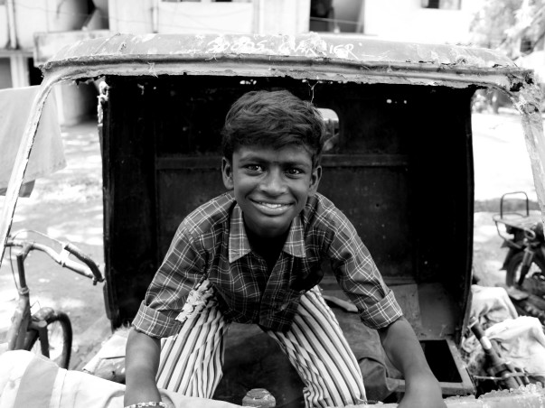 Help Palani to Buy a Camera