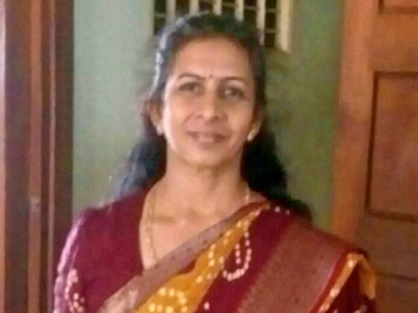 Help a widow for knee cap replacement revision