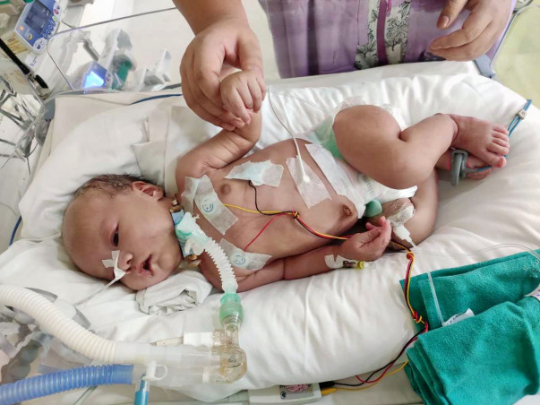 Help Save Baby Zakyui