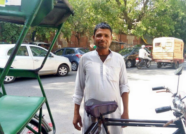 Support Shavwir Alam in Purchasing an E-Rickshaw