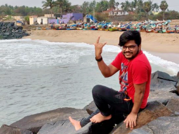 Help Sekar to pay hospital bill after loosing right leg