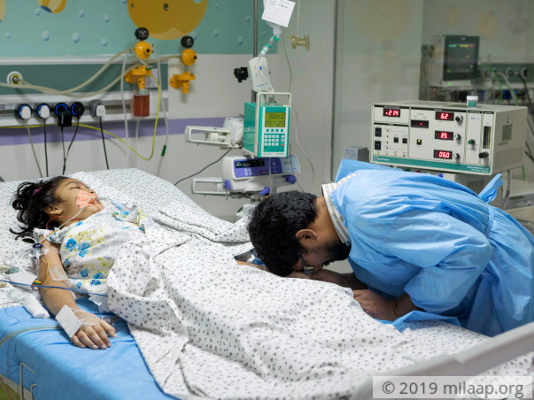 This Little Girl Is In A Coma, Fighting For Her Life In The ICU