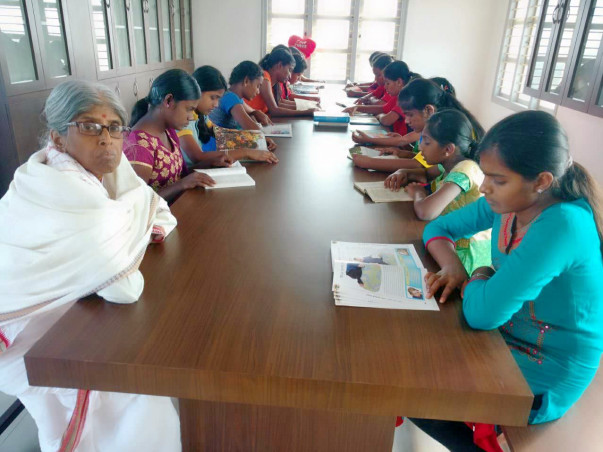 Save This 62-Year-Old Who Dedicated Her Life To Helping People