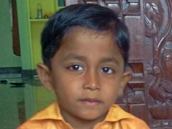 Help 4-Year-Old Diwyanathan To Recover From Blood Cancer