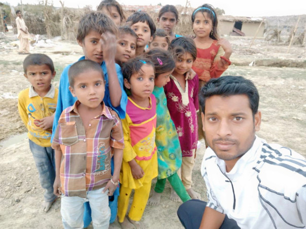 Help Adarsh Nagar Migrants Rebuild Their Lives