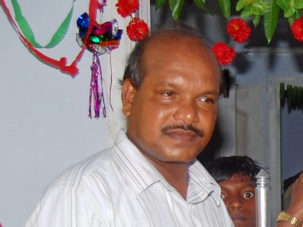 Please Help Me Save My Uncle