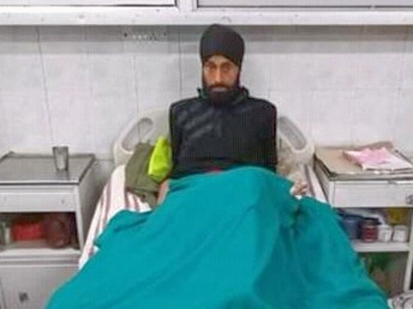 Help sole bread earner for fighting bilateral onfh surgery