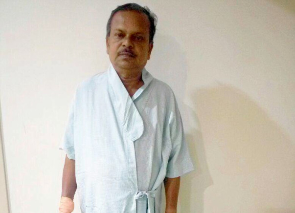 61 year old man with nobody to rely on seeks help for heart surgery