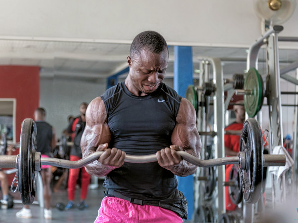 Help Hondi Participate in Dubai's Fitness Show