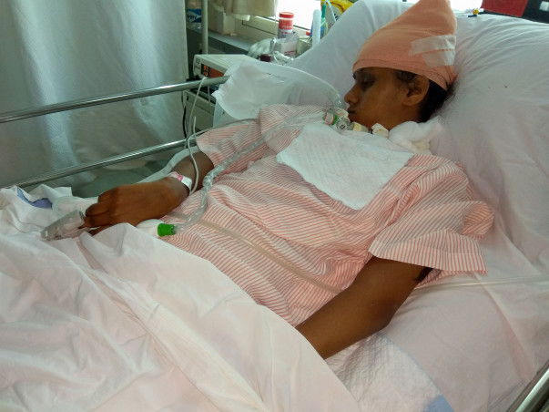17-year-old Pooja who met with a serious road accident needs help