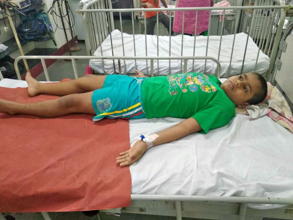Help 10 Years Old Liftman Son Suffering From Sever Aplastic Anemia