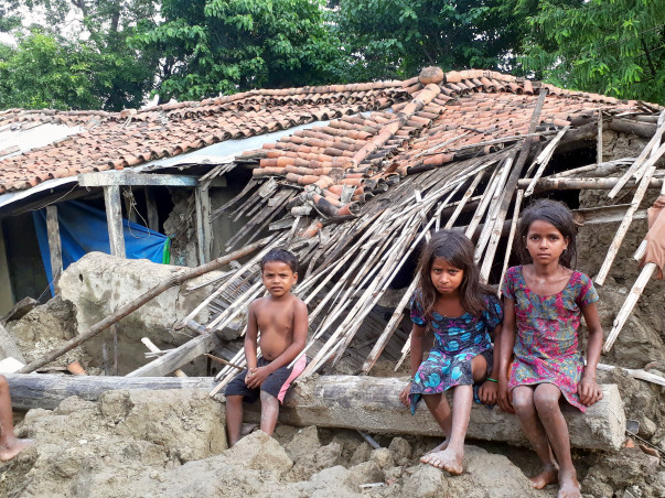 Help rehabilitate flood hit Singhwahini Village, Sitamarhi
