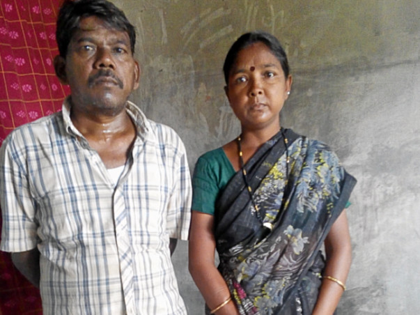 Help Harish And His Wife For Their Two Girl Children