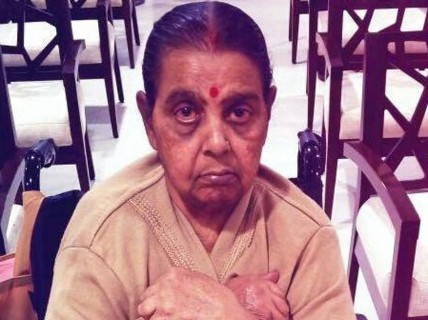 Help Niruben Soni undergo a heart surgery