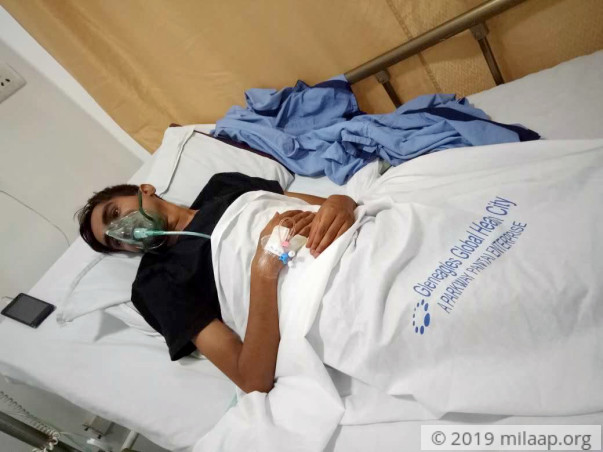 Help 25-year-old Raghuveer who needs a heart and lung transplant