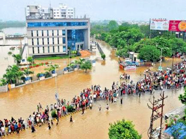 FLOODS IN VADODARA