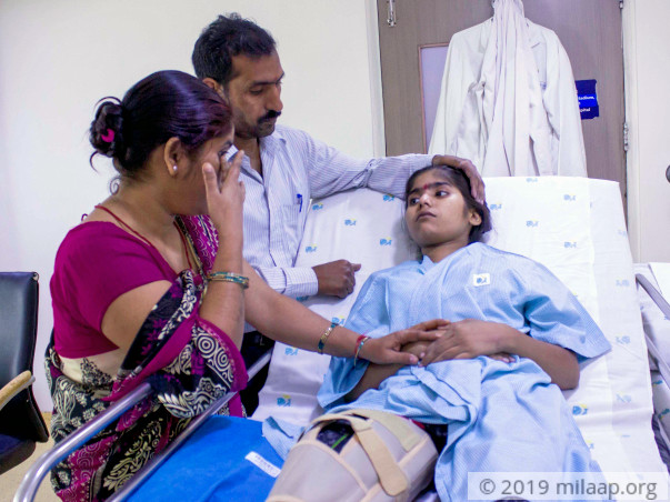 Laborer Begs At Every Doorstep To Save His Daughter From Bone Cancer