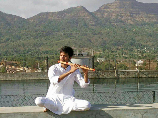 Help Madhu for learning flute