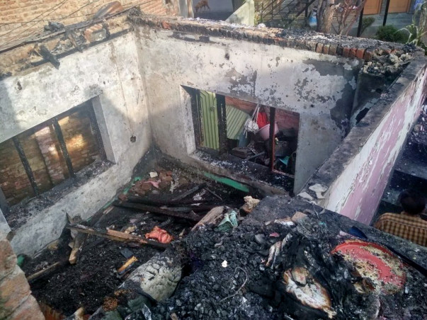 Please help my Friend who lost home in Fire