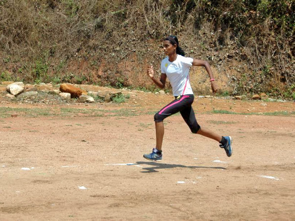 Help This Single Mother's Athlete Daughter Run For India