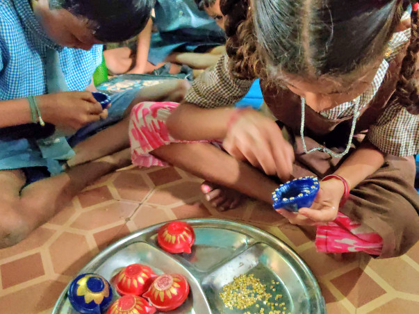 Support To Provide Educational Material And Clothing To Aadivasi Kids