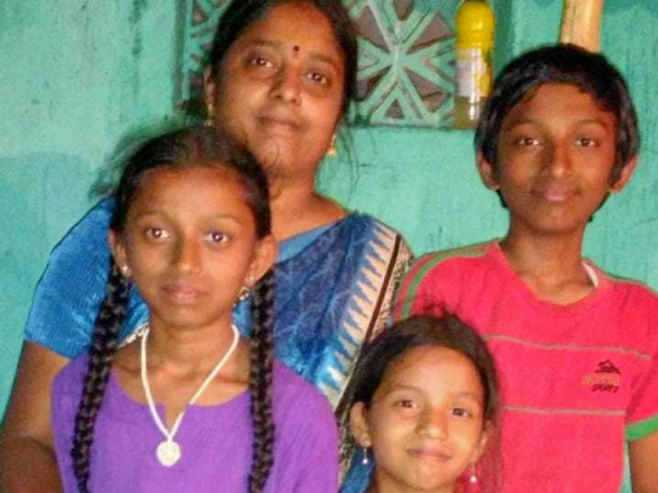 Help Usha Pay School Fees for Her Children.