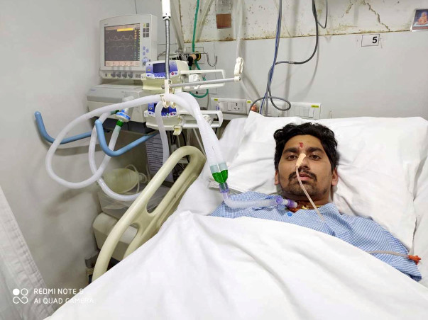 Help 28 Years Old Vaibhav Veldurkar Recover From Paralyzed Body.