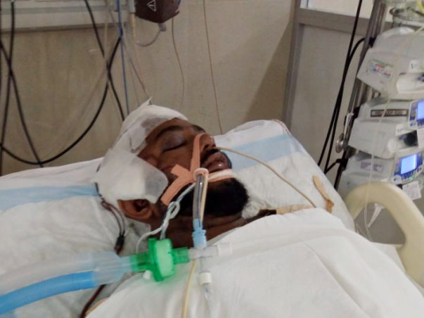 Help Medical aid for my friend sritej
