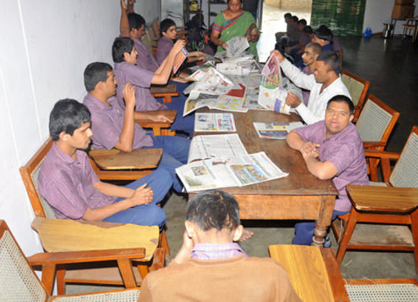 Support specially abled children of Navachetana Special School.