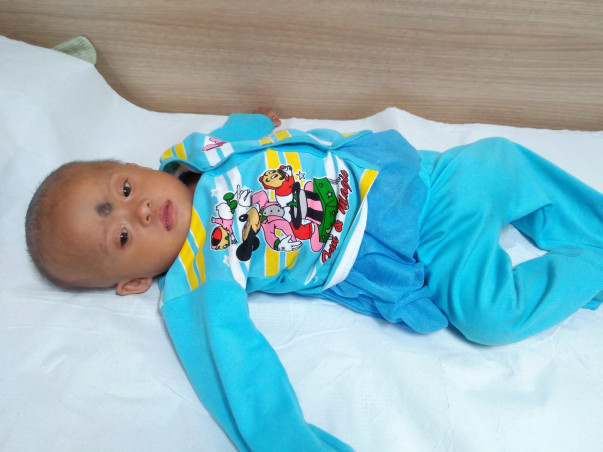 Help This 10-Month Old Child Have A Heart Surgery