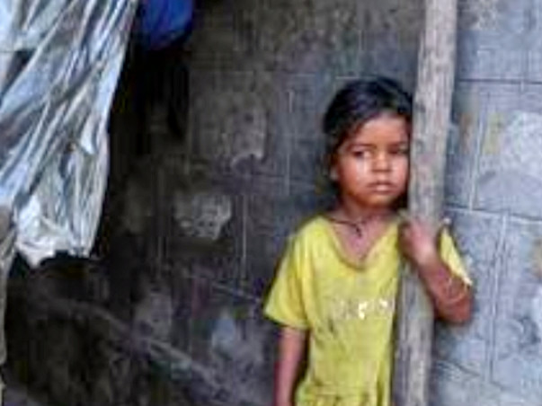 अब अनाथो से बत्तर जिंदगी जी रहे है मासूम मदद करने के लिए क्लिककरें