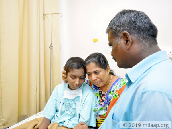 This Police Constable Is Struggling To Keep His Daughter Alive