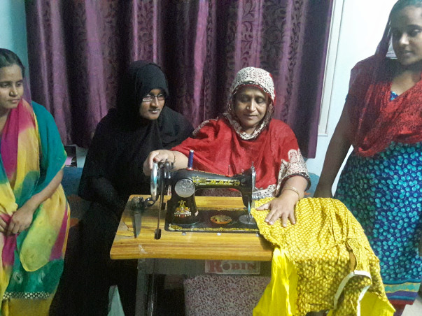 Help Haseena in her empowement - Help her children educate