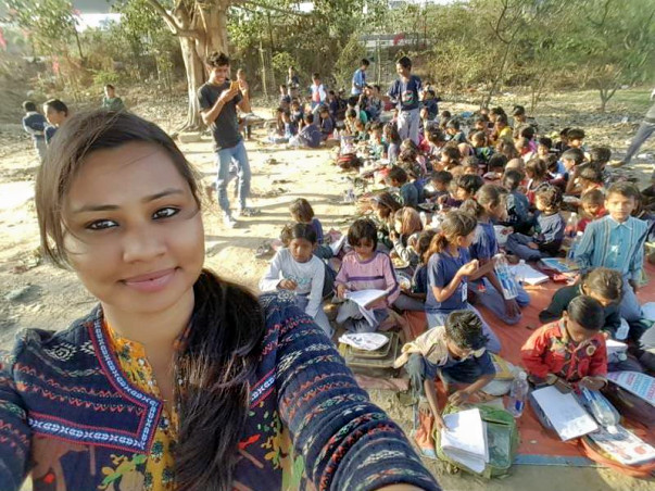 Help us ending 100 Child Labours and feeding these children of slums.