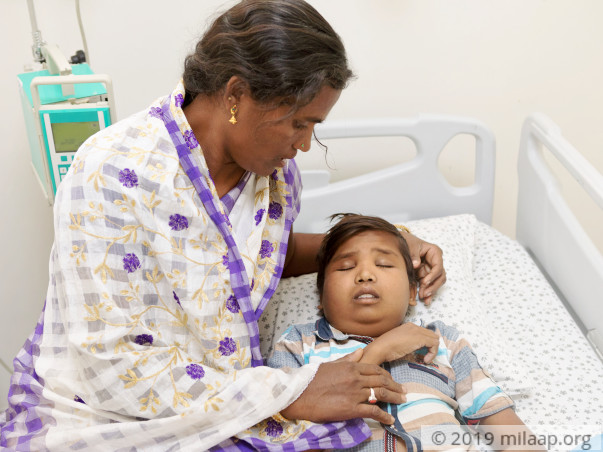 This teenage boy's body will continue to swell up without treatment