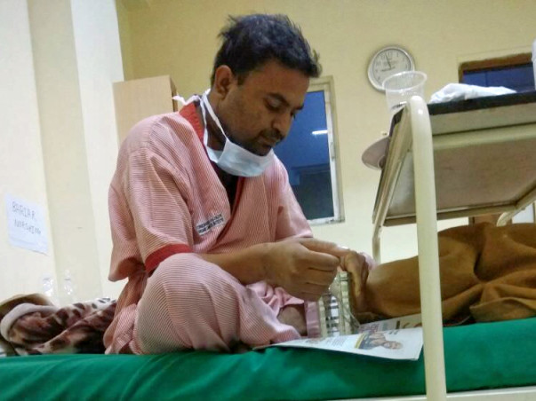 Poor Gulaab suffering from blood cancer (AML) needs help.