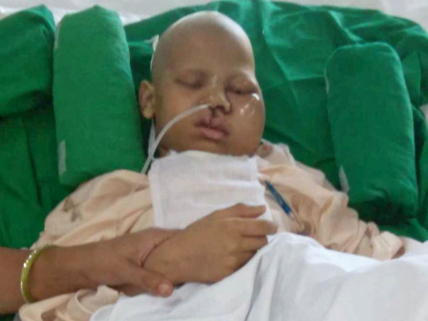 Help Utkrisht to Fight Cancer
