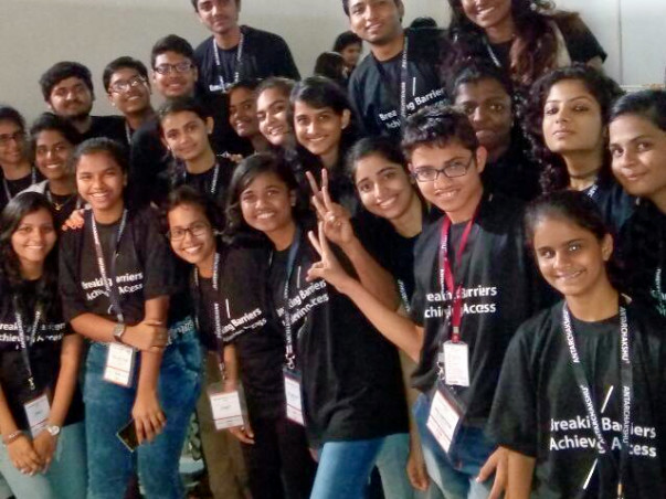 Hep Vrushali Attend Asian Harvard Conference.