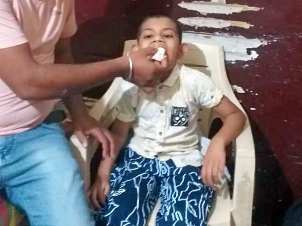 Suyash suffering from cerebral palsy