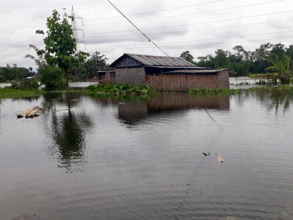 Help In A Medical And Flood Relief Camp For Flood Victims Of Rupkuria