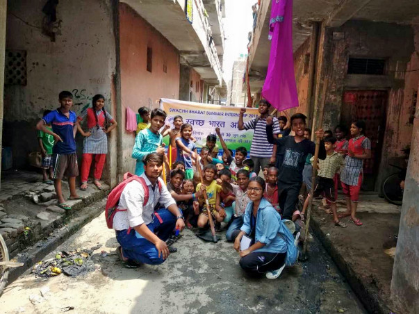 Help These Students To Clean Up The Villages In Delhi