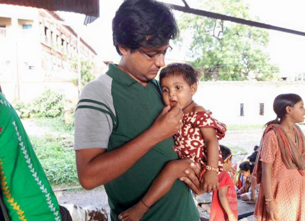Platform number 6 , few homeless kids and the story of Subhankar