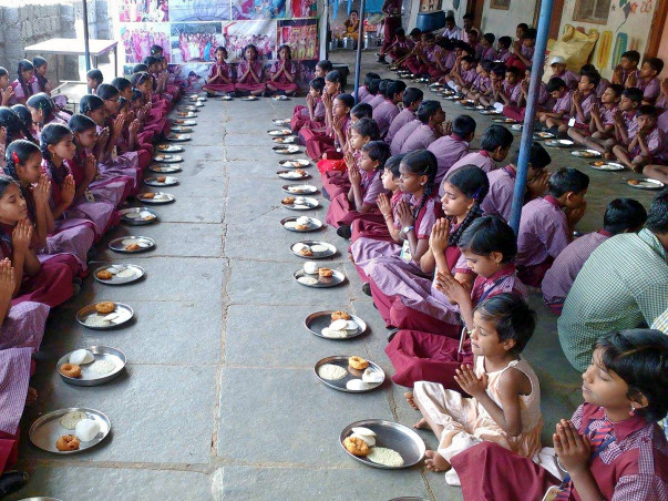 Sphoorti Food Program