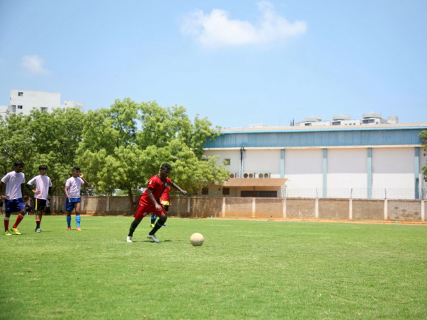 Help A 16yr Struggling Football Player Reach Spain & Make India Proud