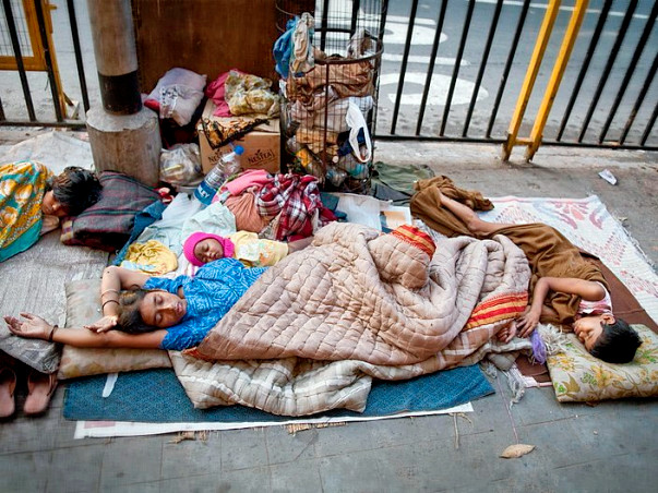 Need Helping Hands for the Homeless